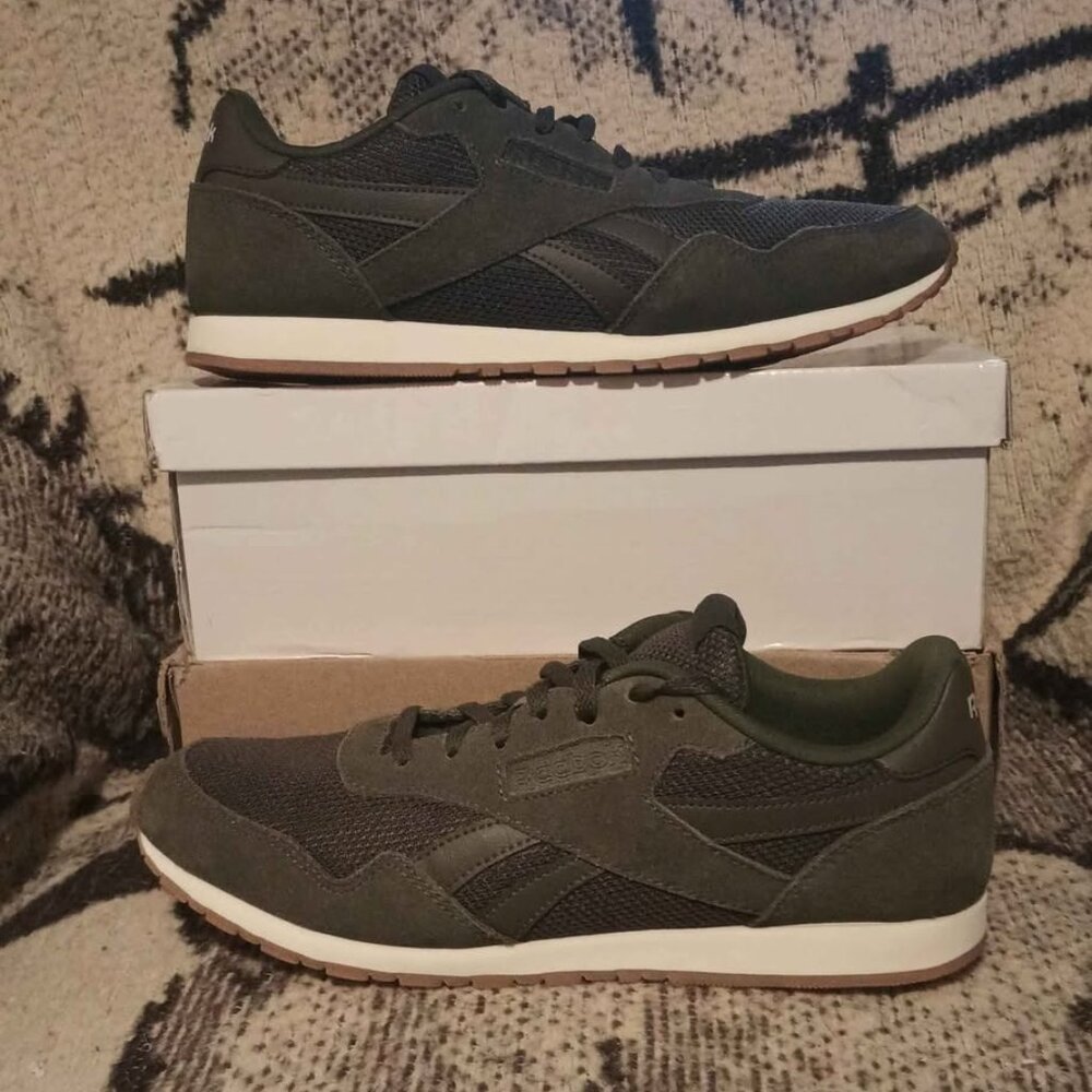 Reebok Women Royal Ultra SL Running Shoes Sneakers Size 9.5 Olive Green Lace Up